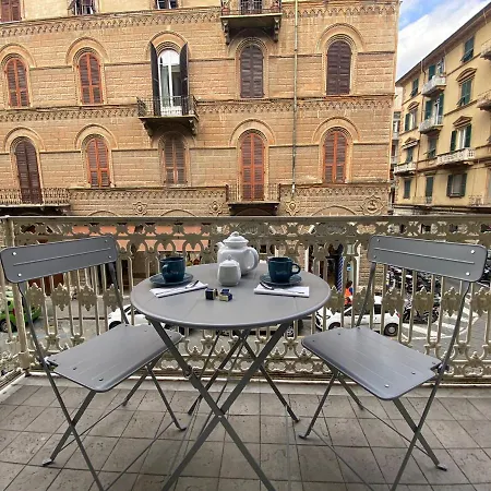 Apartment Rosselli 74 By Arbaspaa